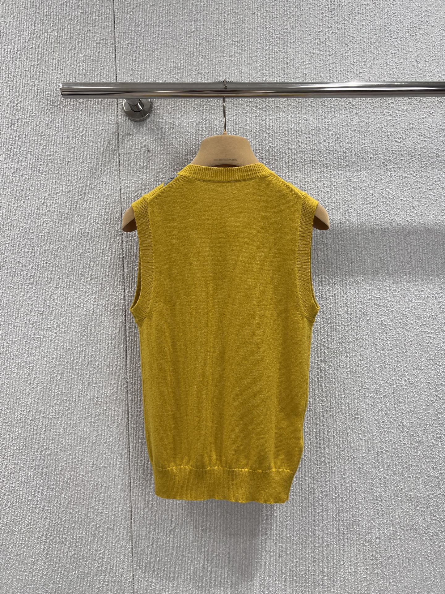 Miu 25fw knitted vest