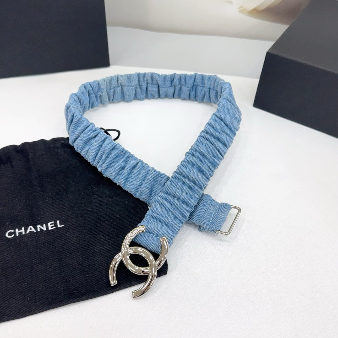 Ch denim belt
