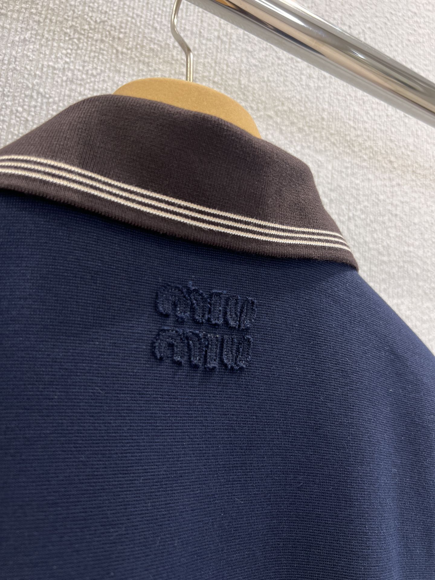 Miu 25fw zip-up collar sweatshirt