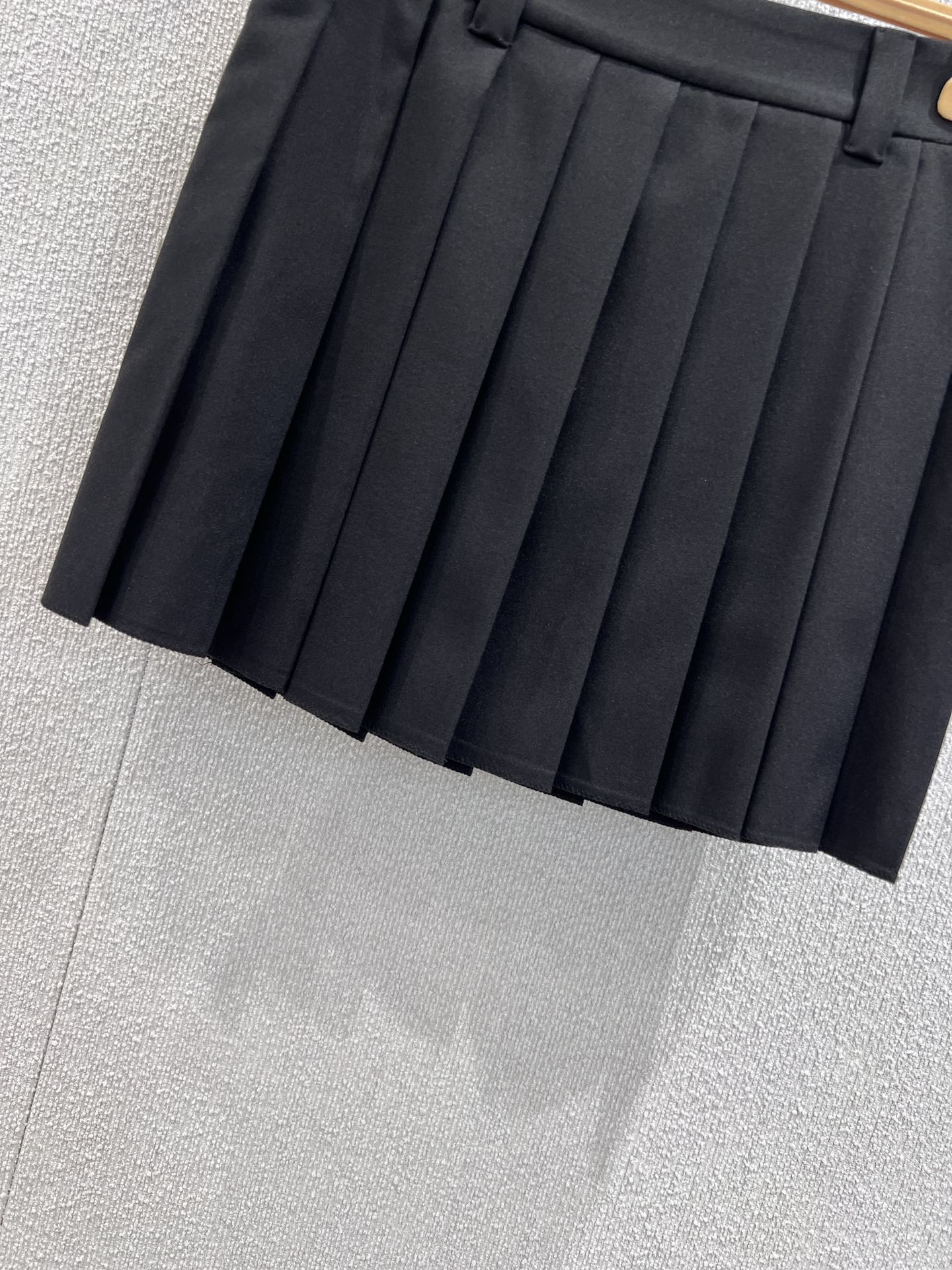 Miu 25fw pleated skirt