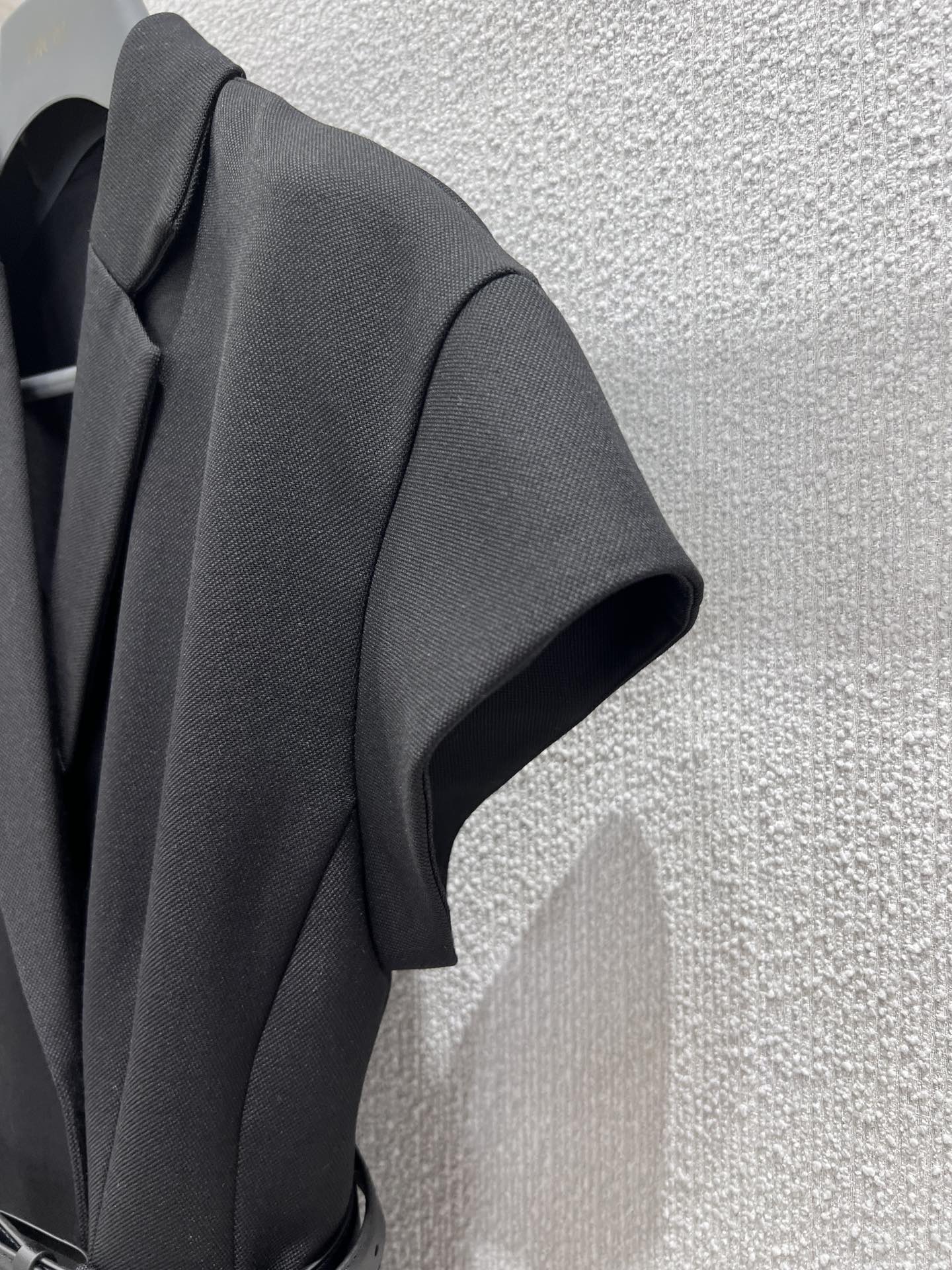 CD 25fw dress