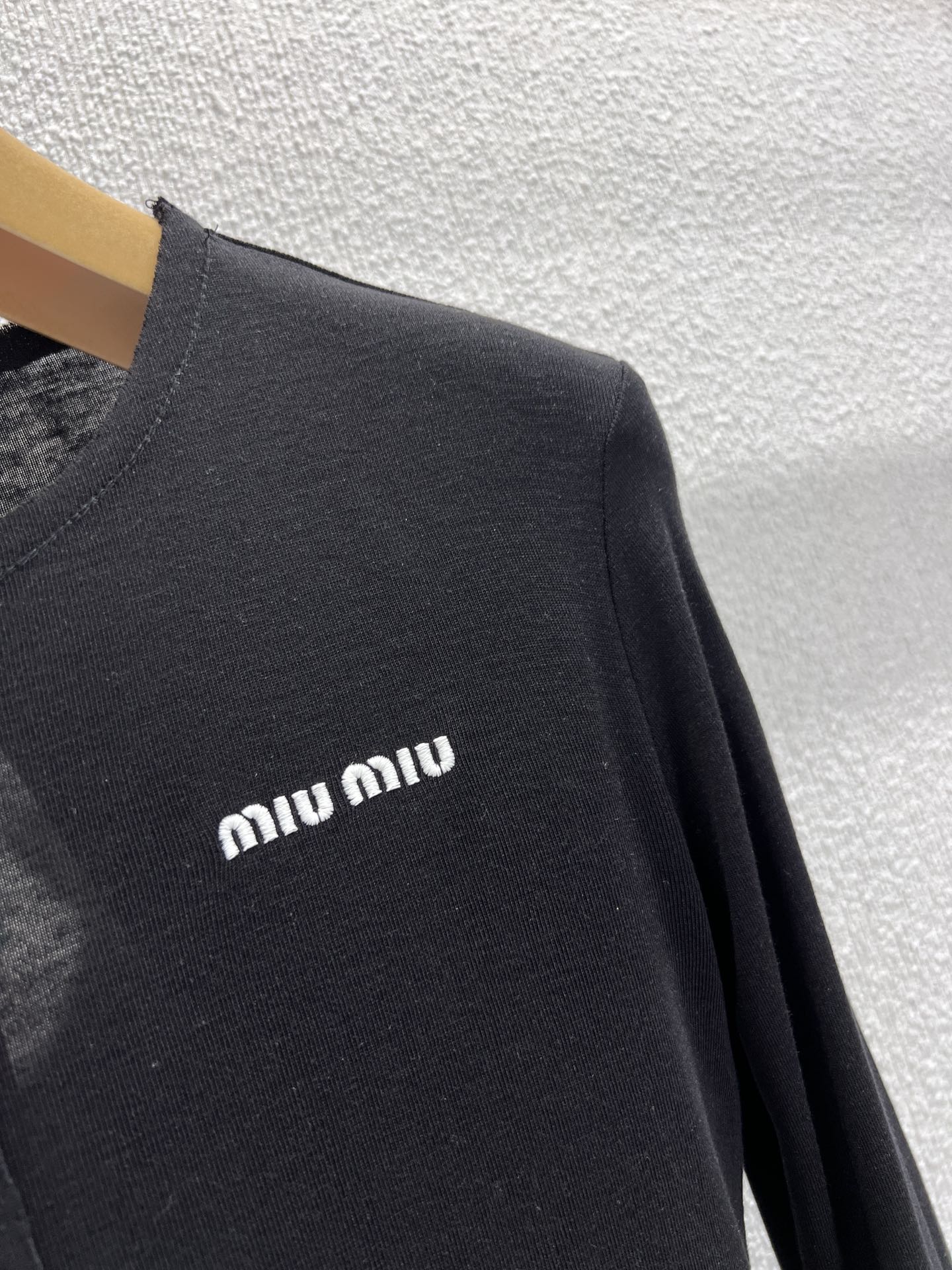 Miu 25fw base layer shirt
