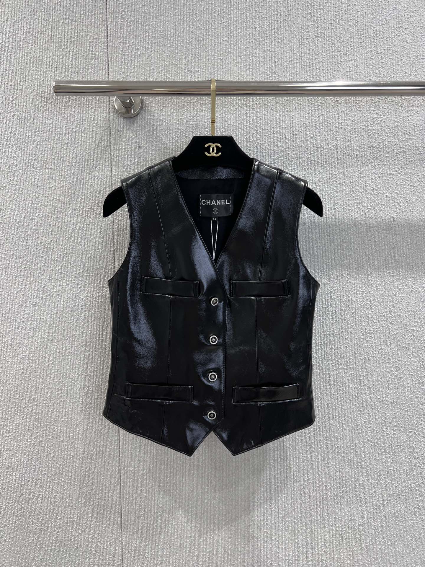 Chan 25fw leather vest