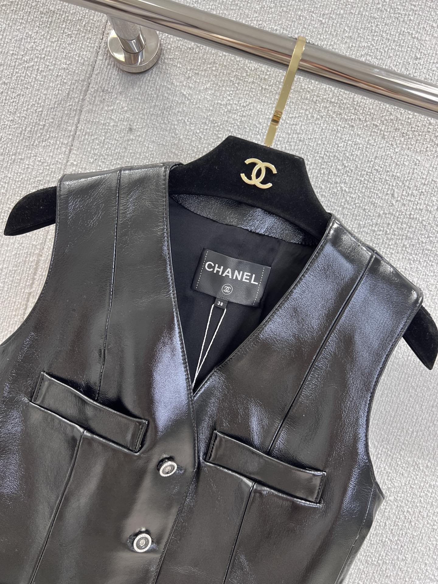 Chan 25fw leather vest