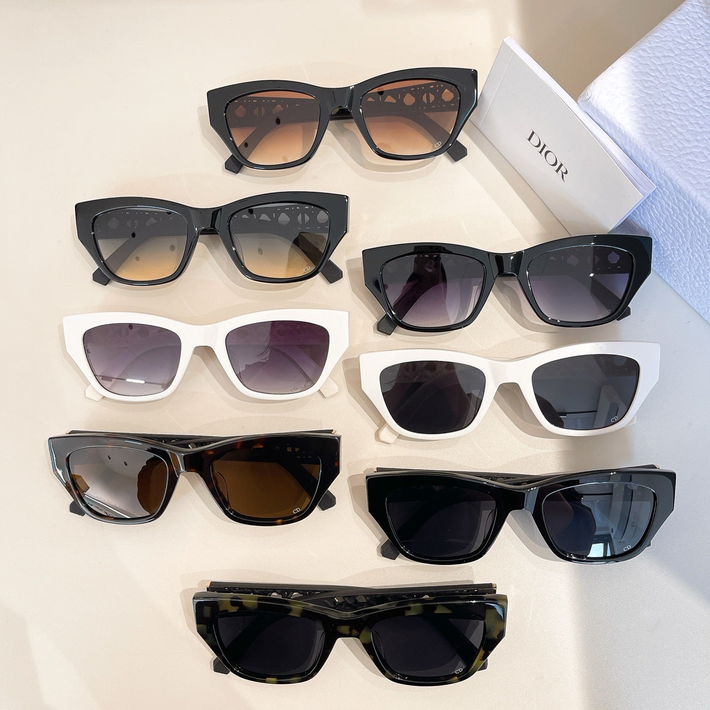 D S2I sunglasses