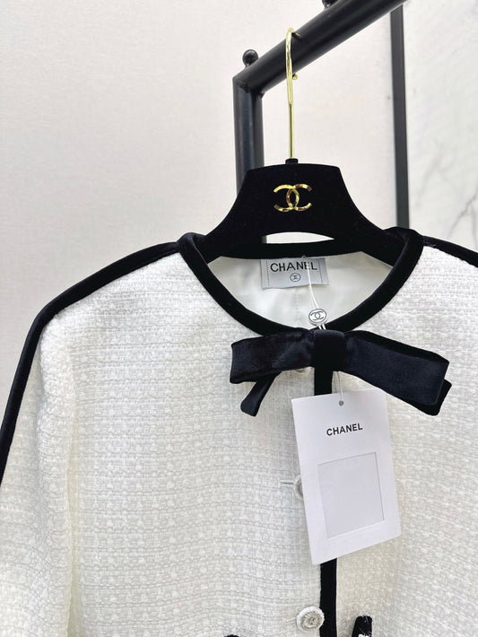 ch 25ss woven crop jacket