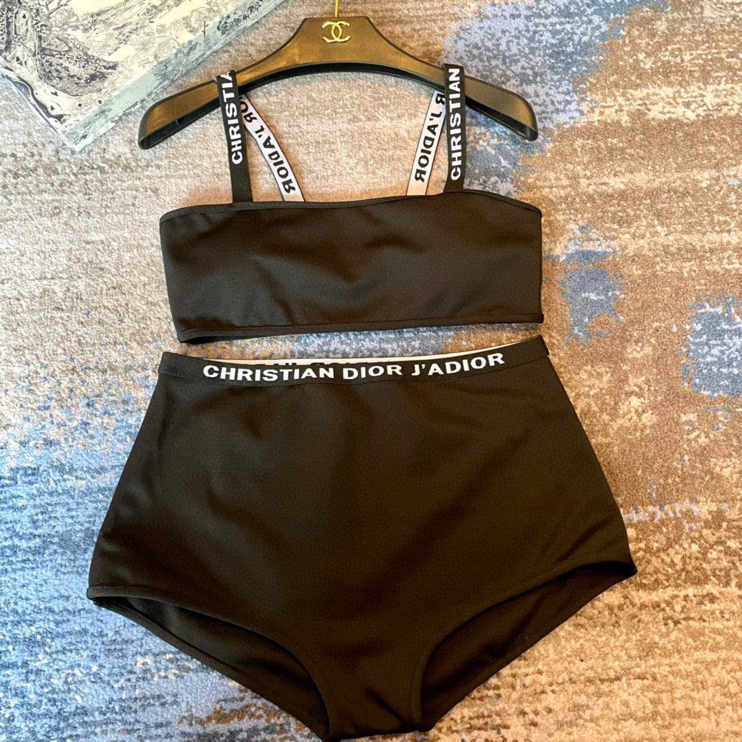 D swimsuit
