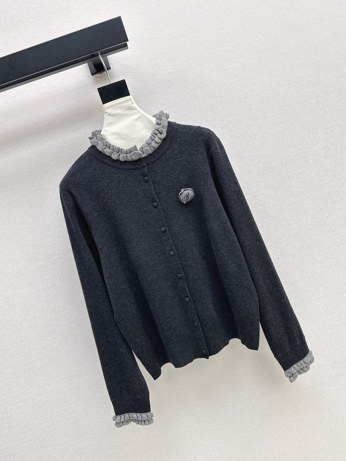 Ch 25ss knitted cardigan