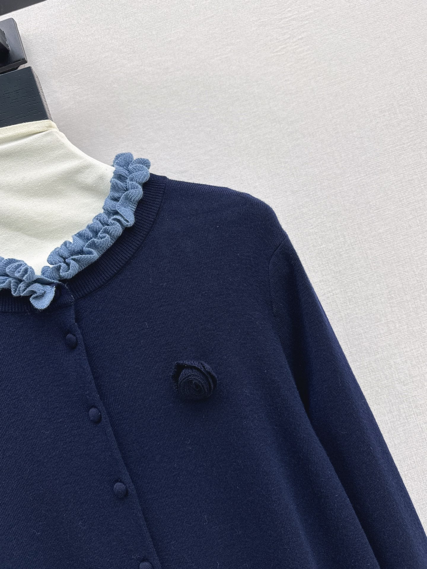 Ch 25ss knitted cardigan