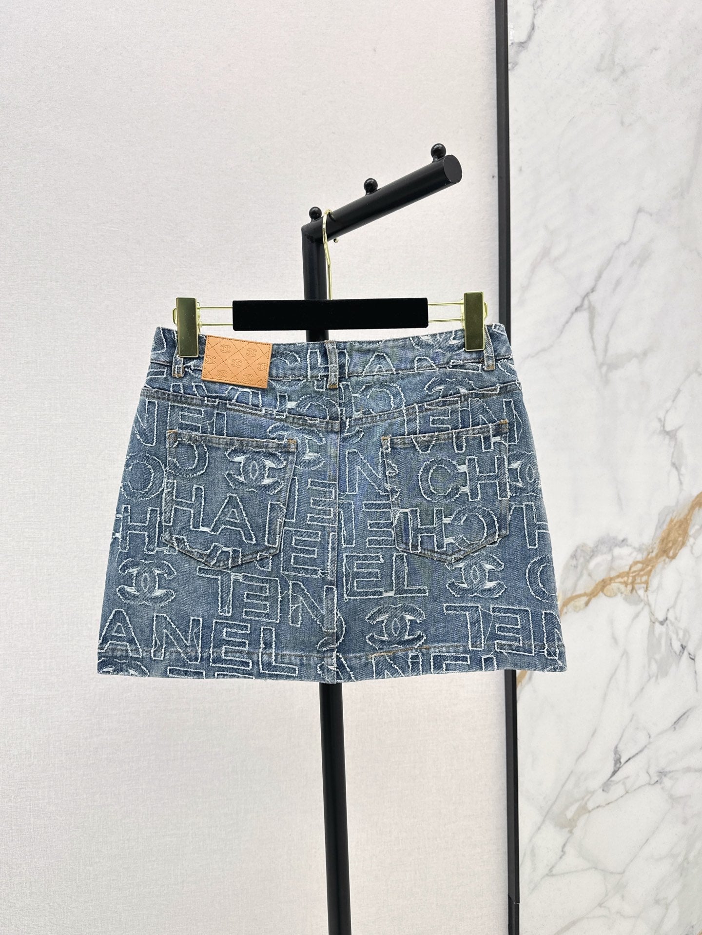 Ch 25ss embroidered denim SKIRT