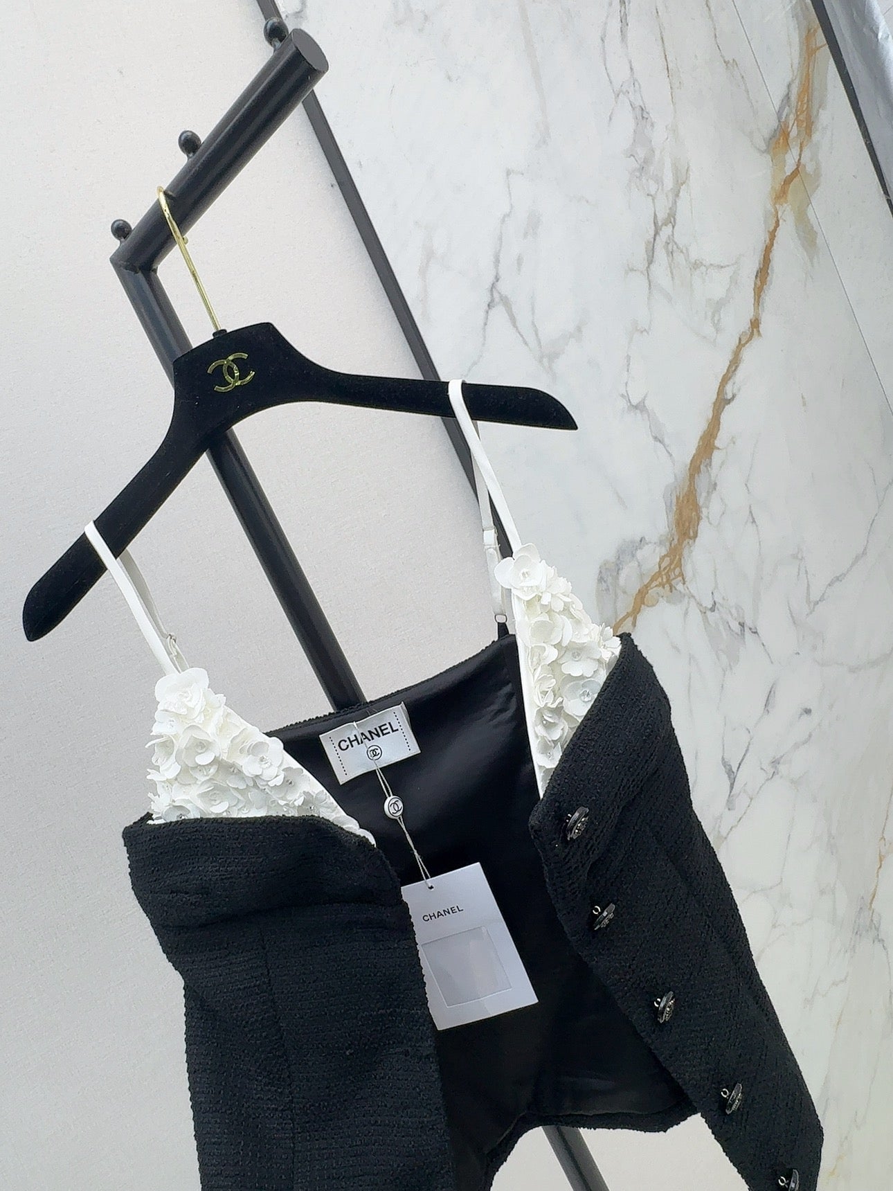 Ch 25ss woven camisole