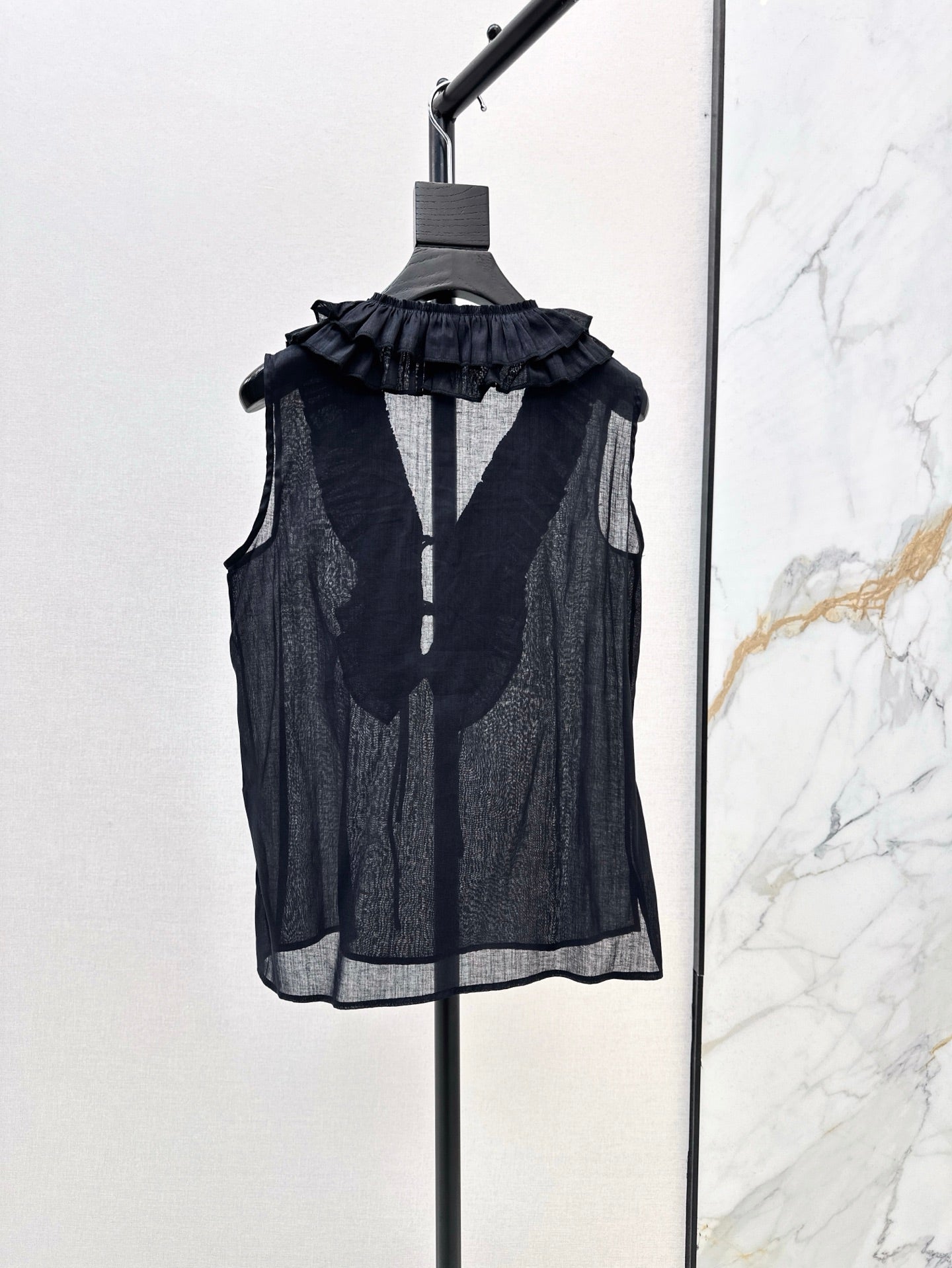 ch 25ss linen ruffle vest