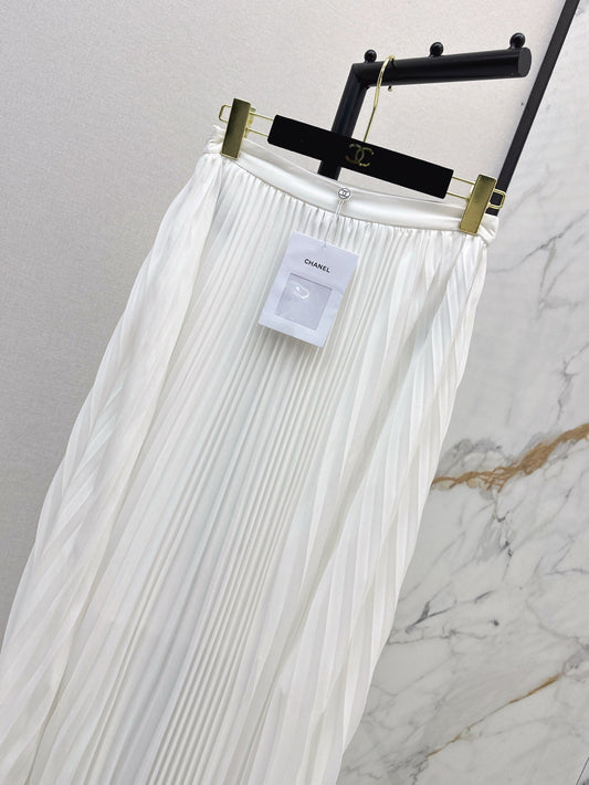 Ch 25ss pleated skirt
