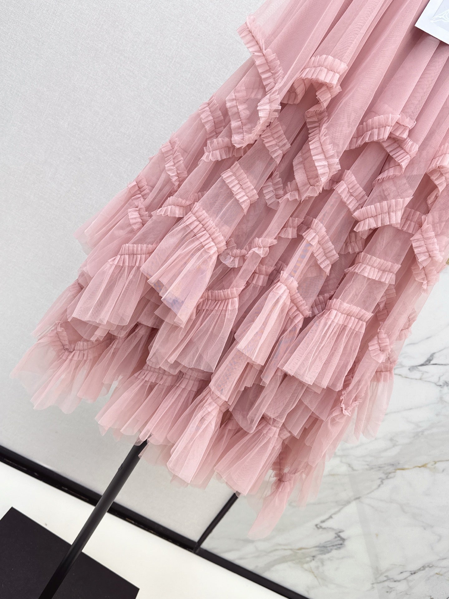 ch 25ss ruffle skirt