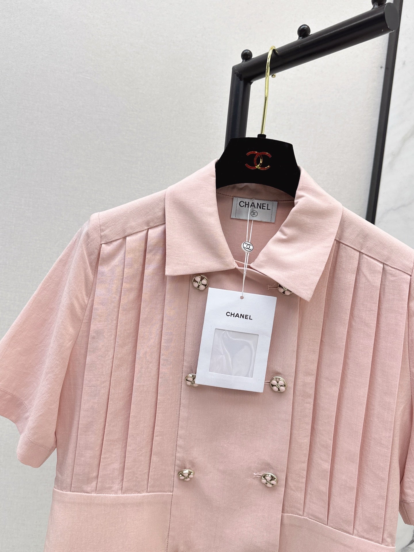 ch 25ss pleated shirt