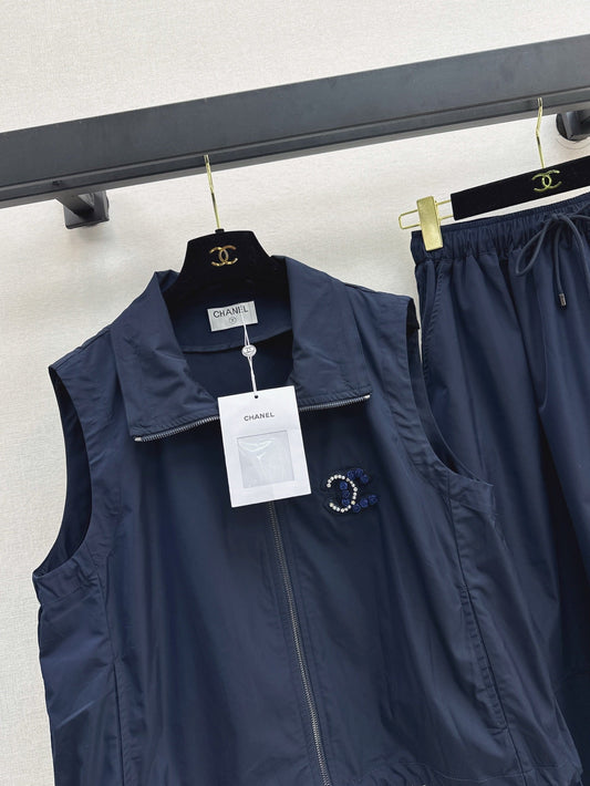 Chan 25ss vest skirt set