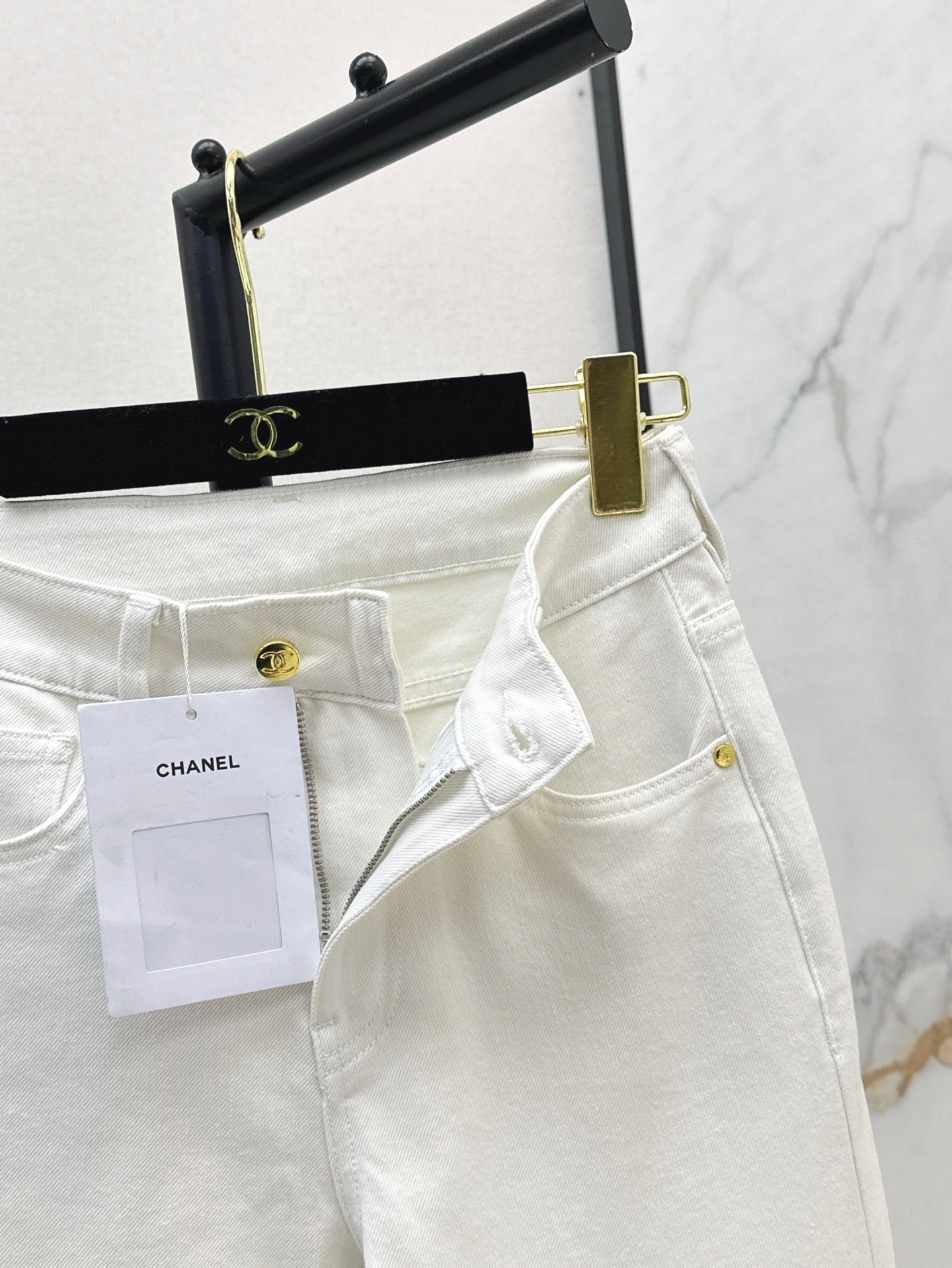 Chan 25ss embroidered jeans