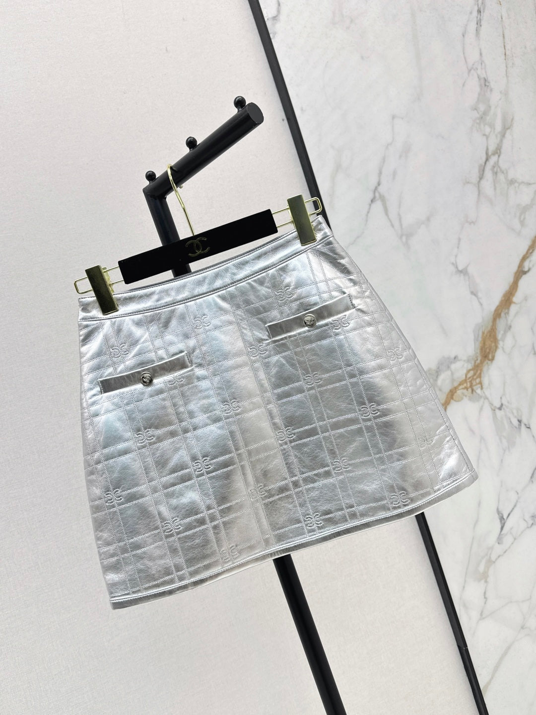 Chan 25ss leather skirt