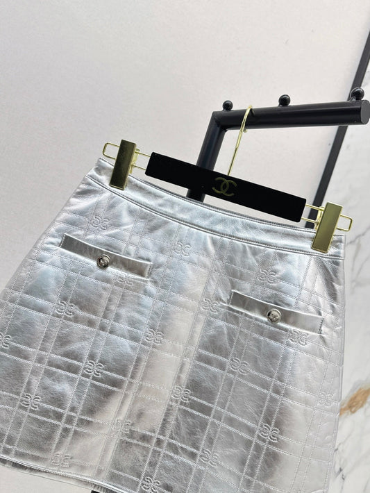 Chan 25ss leather skirt