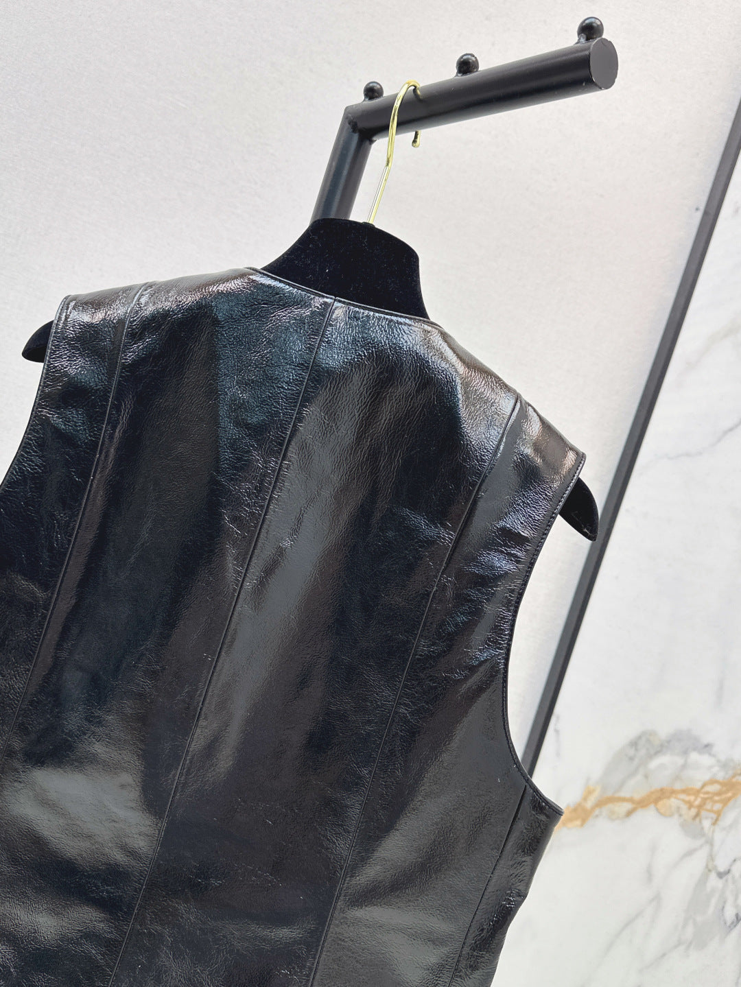 Chan 25fw leather vest