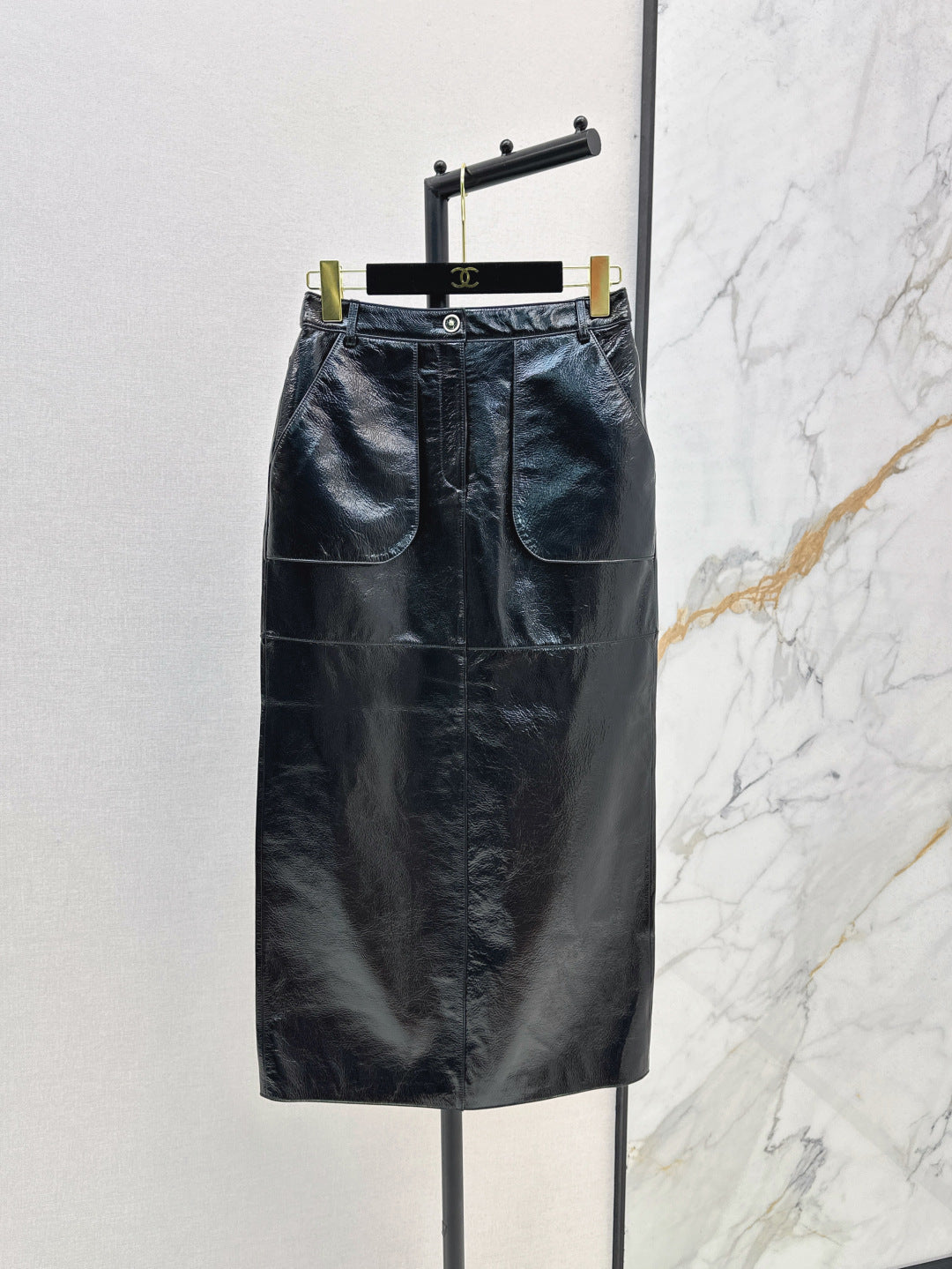 Chan 25fw leather skirt