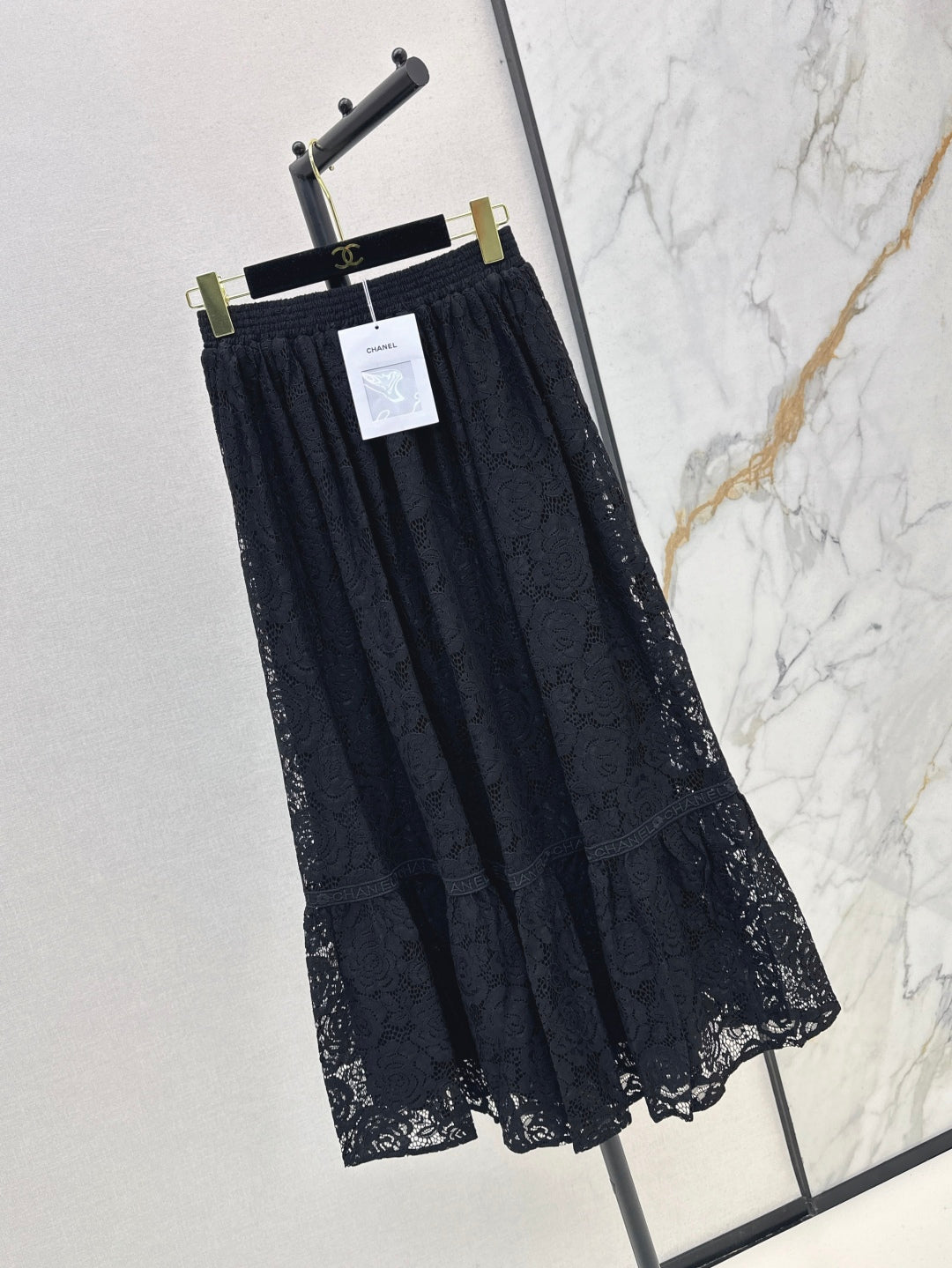 Chan 25ss lace skirt