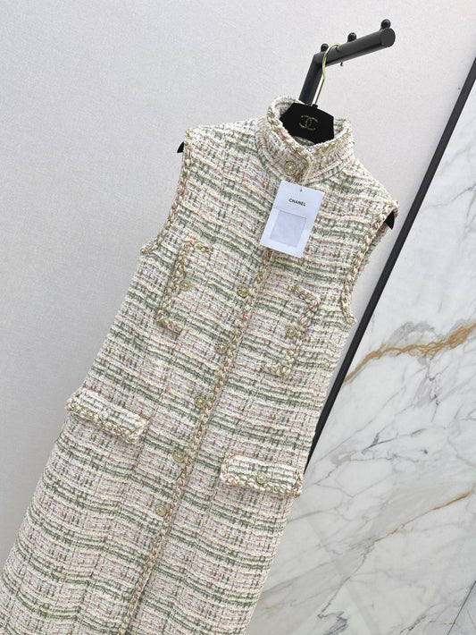 Chan 25fw sleeveless coat