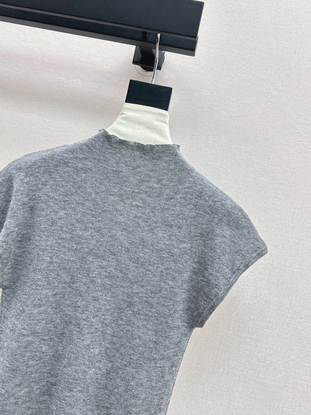 Chan 25fw knitted vest