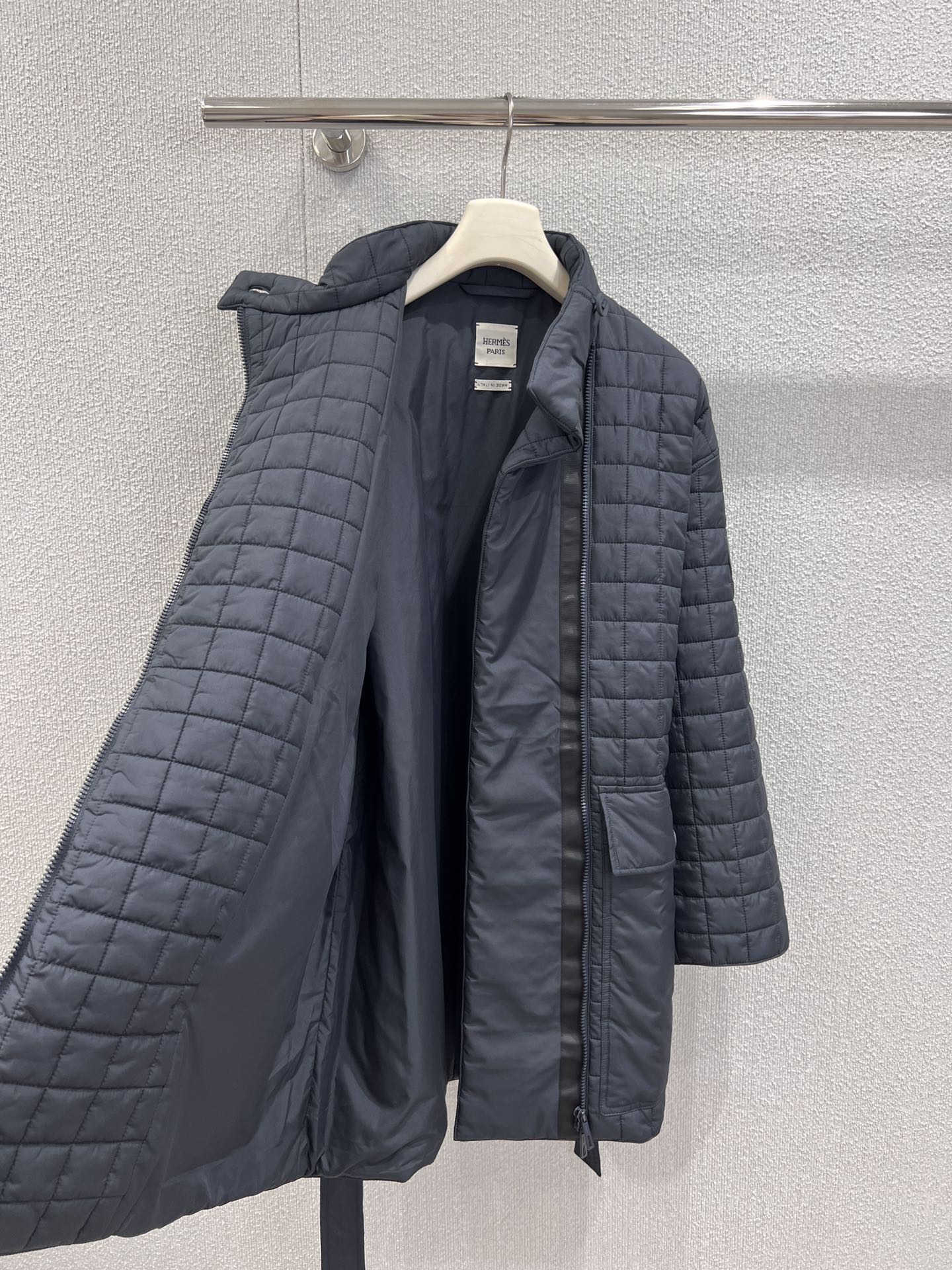 Her 25fw down jacket