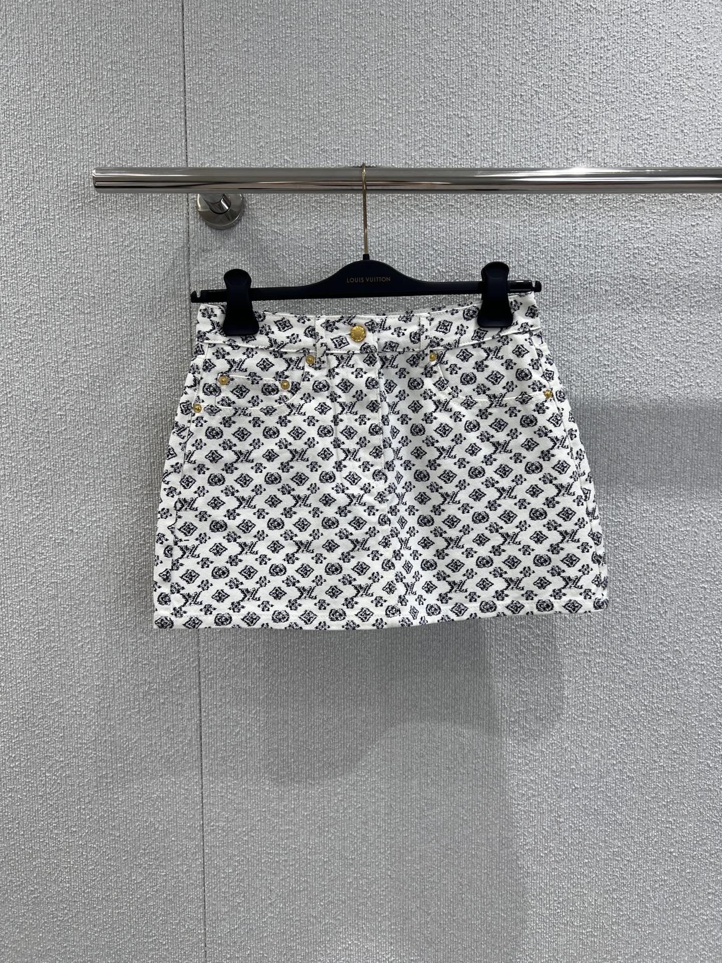 1ou 25ss jacquard skirt