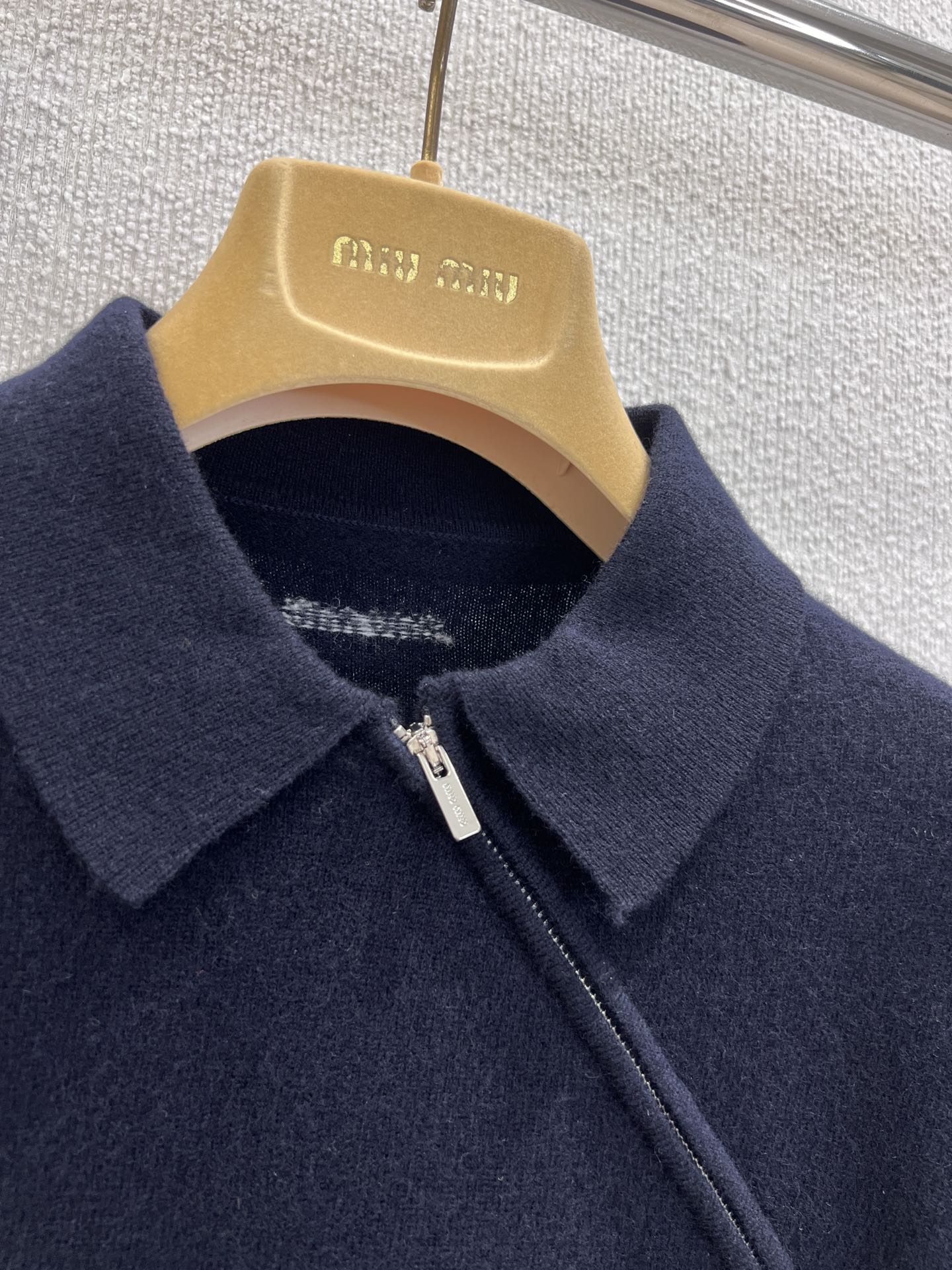 Miu 25ss cashmere polo
