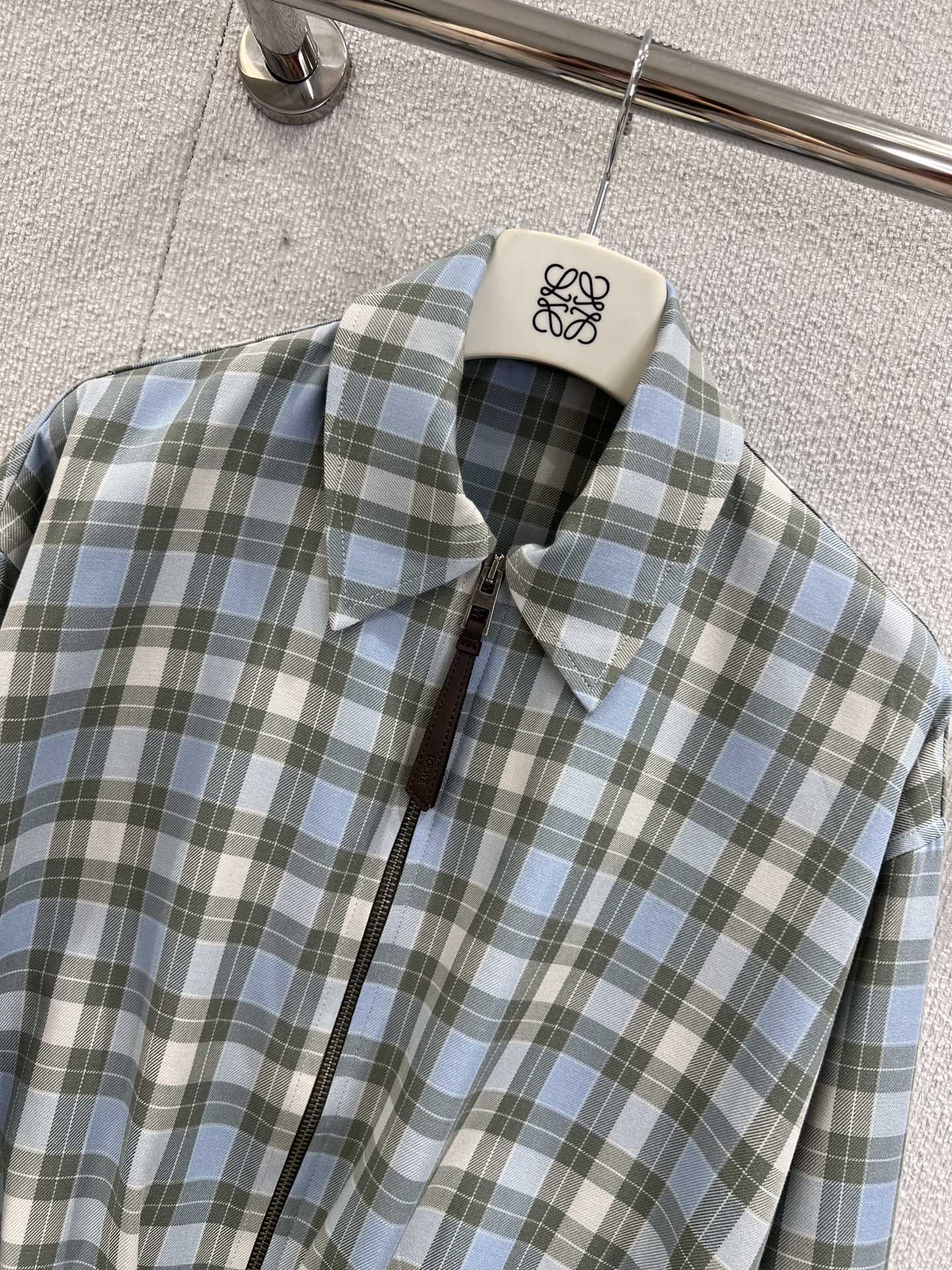 Loe 25fw jacket