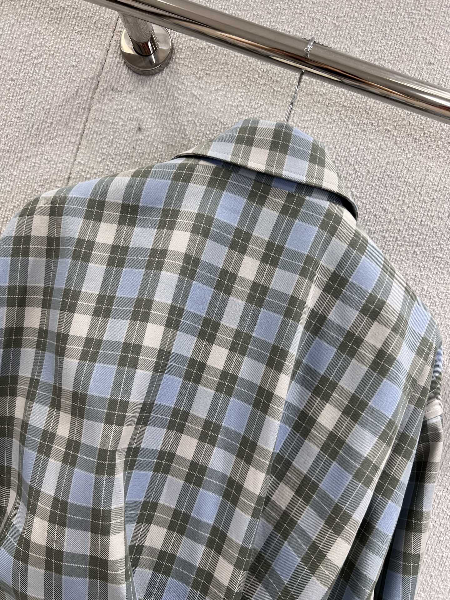 Loe 25fw jacket