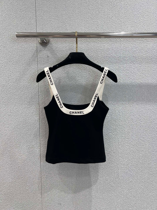 Chan 25ss U-shaped vest