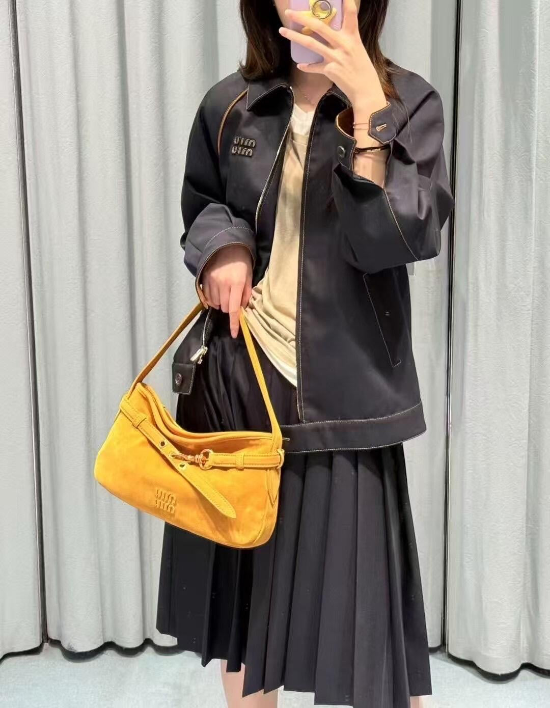 Miu 25fw pleated skirt
