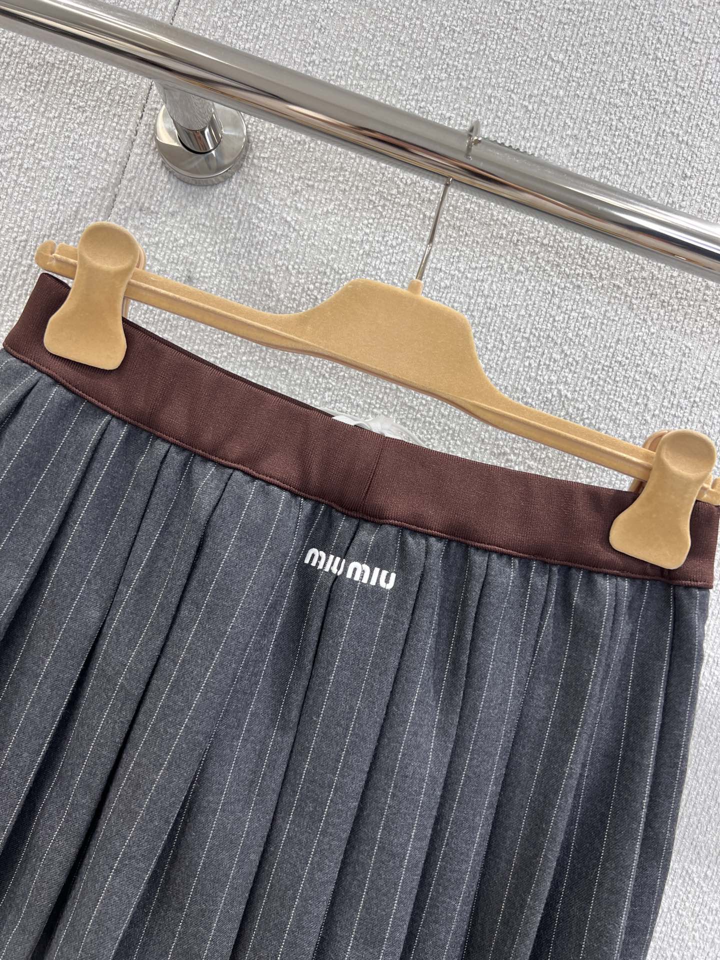 Miu 25fw pleated skirt
