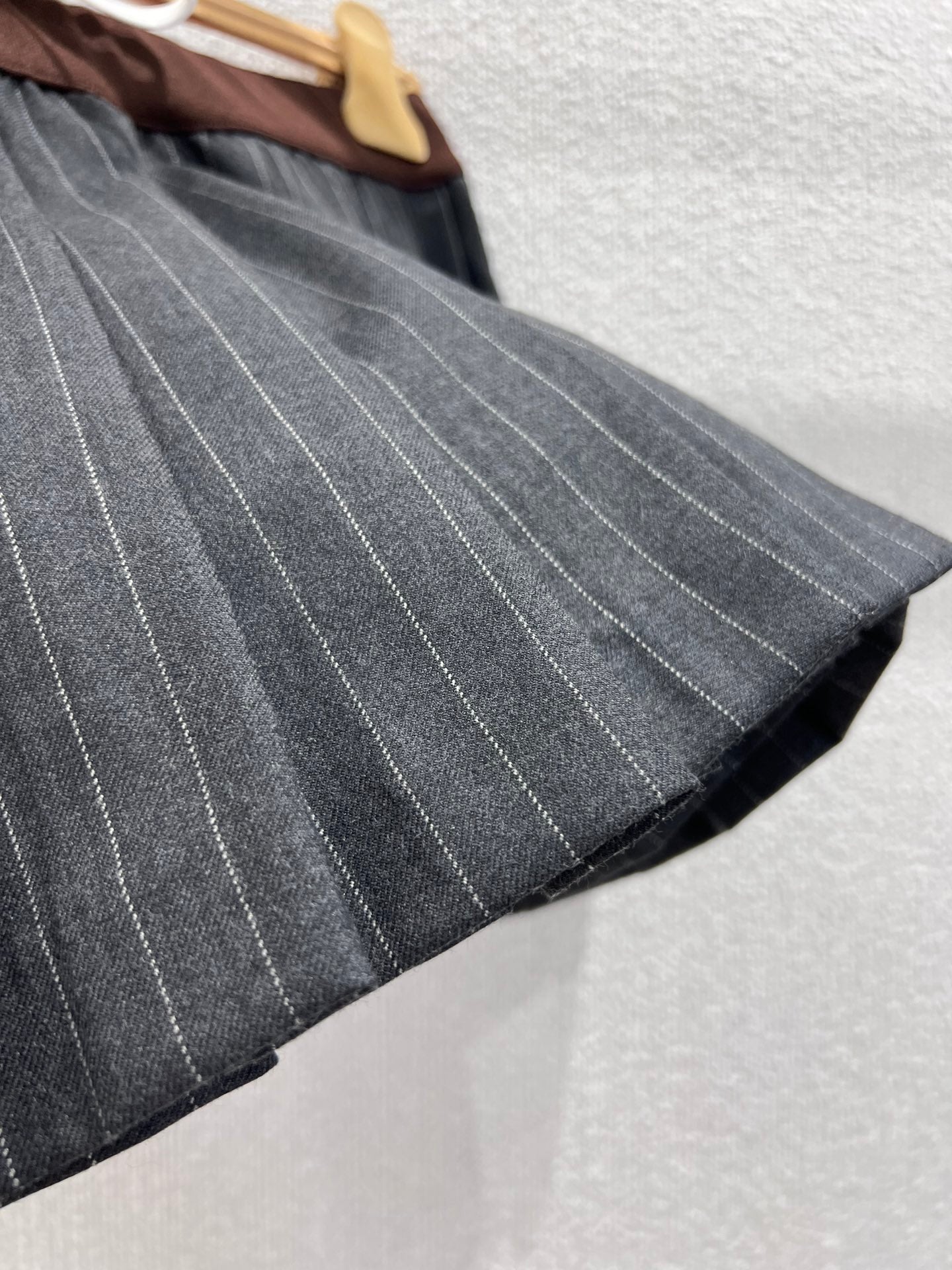 Miu 25fw pleated skirt