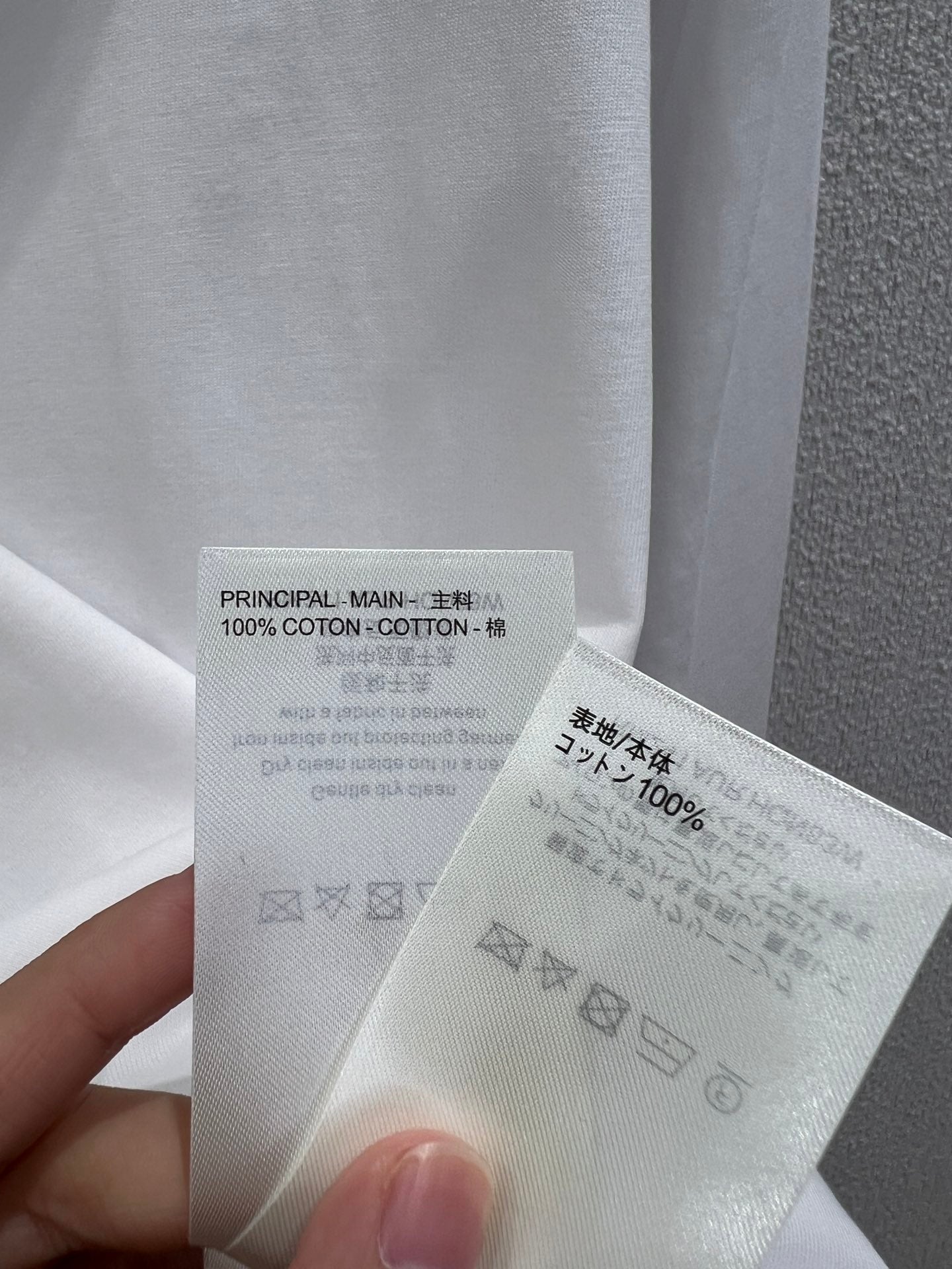 1ou 25fw embossed T-shirt