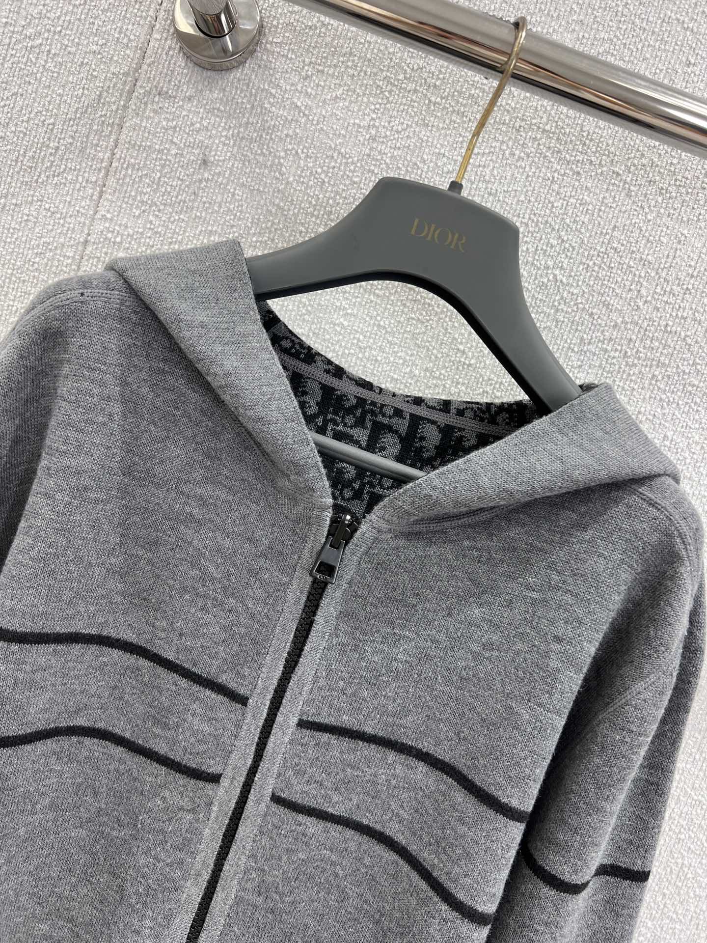 CD 25fw reversible jacket