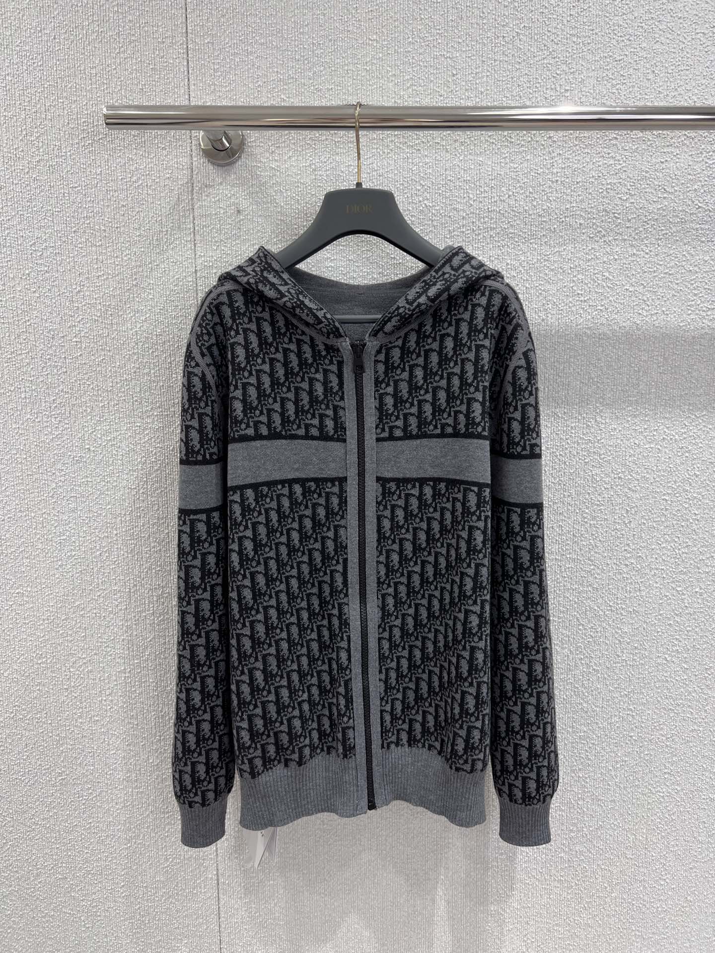 CD 25fw reversible jacket
