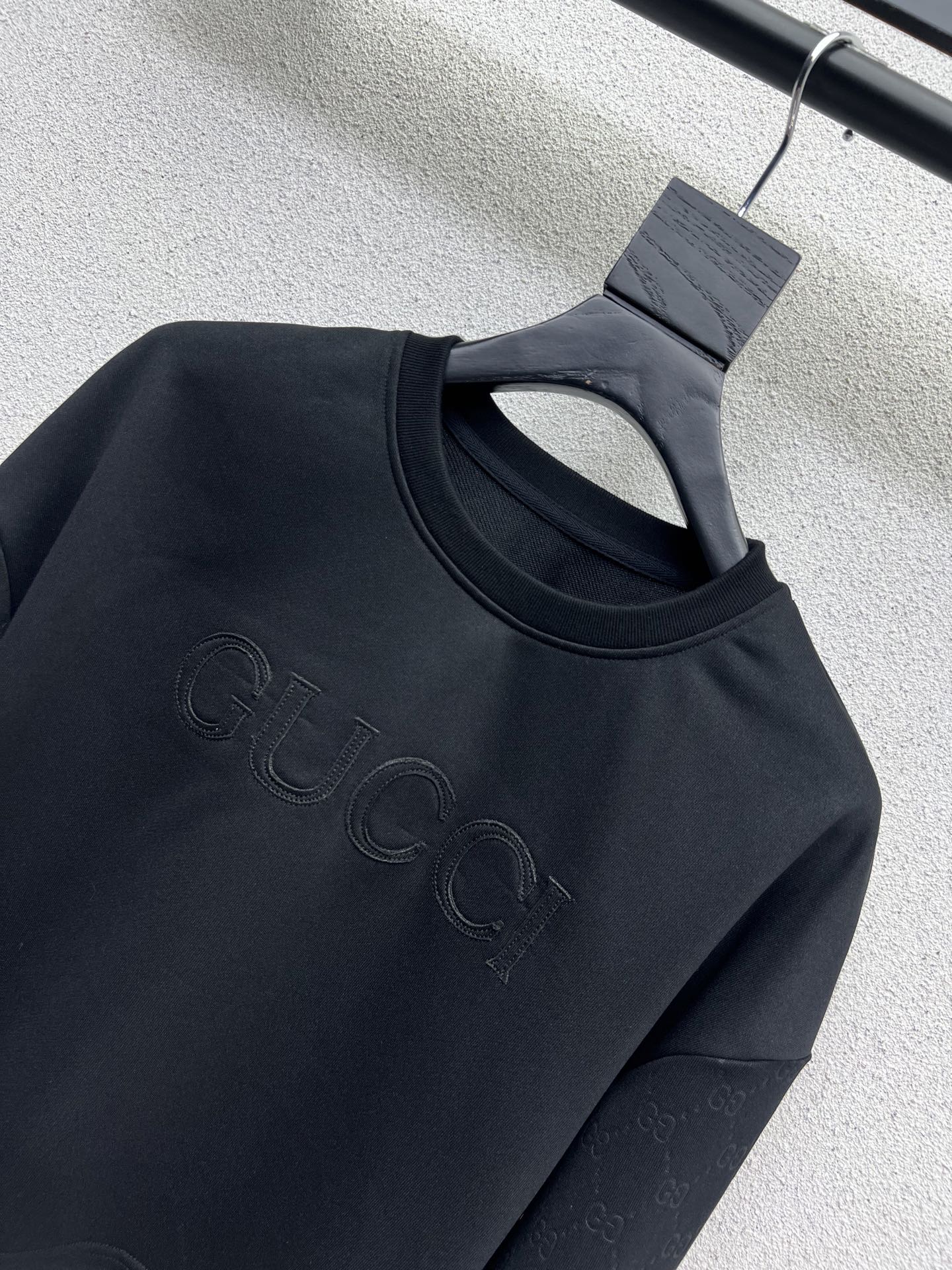 Guc 25fw embossed tracksuit