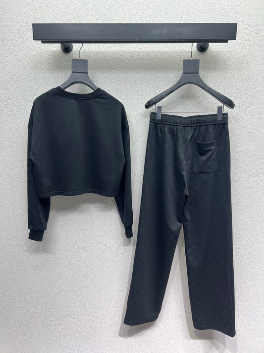 Guc 25fw embossed tracksuit