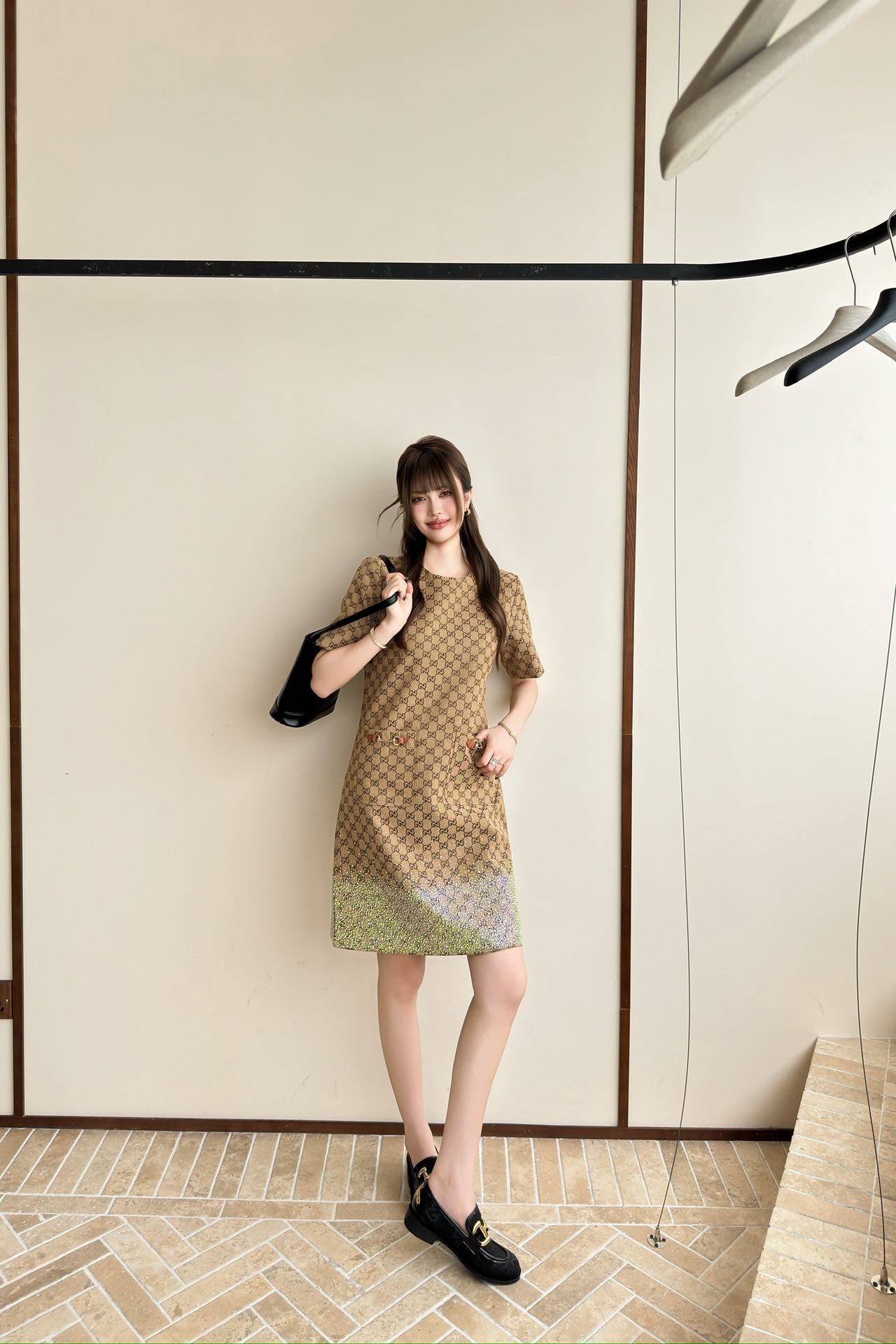 Guc 25fw rhinestone dress
