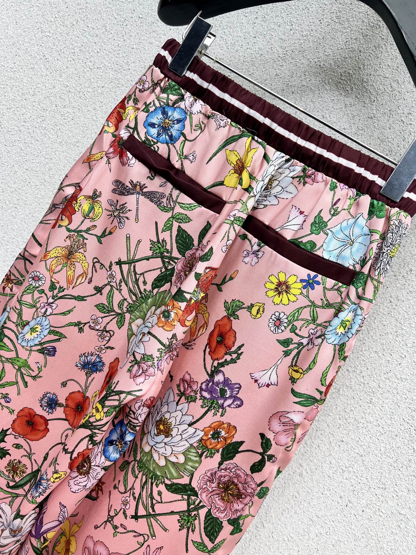 Guc 25fw printed pants