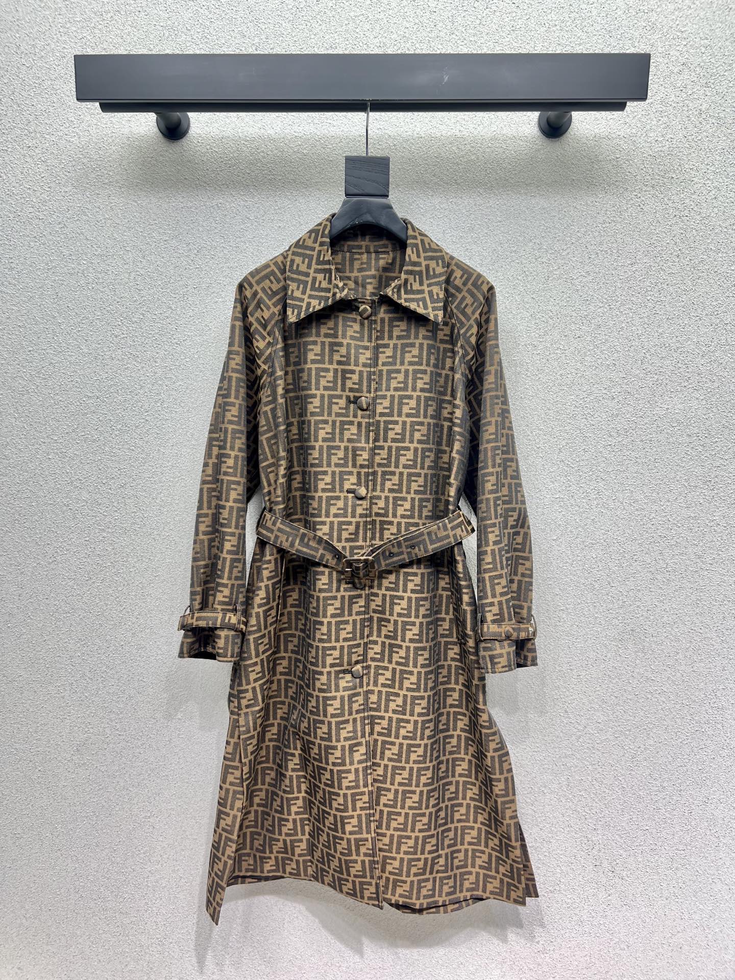 Fend 25fw jacquard trench coat