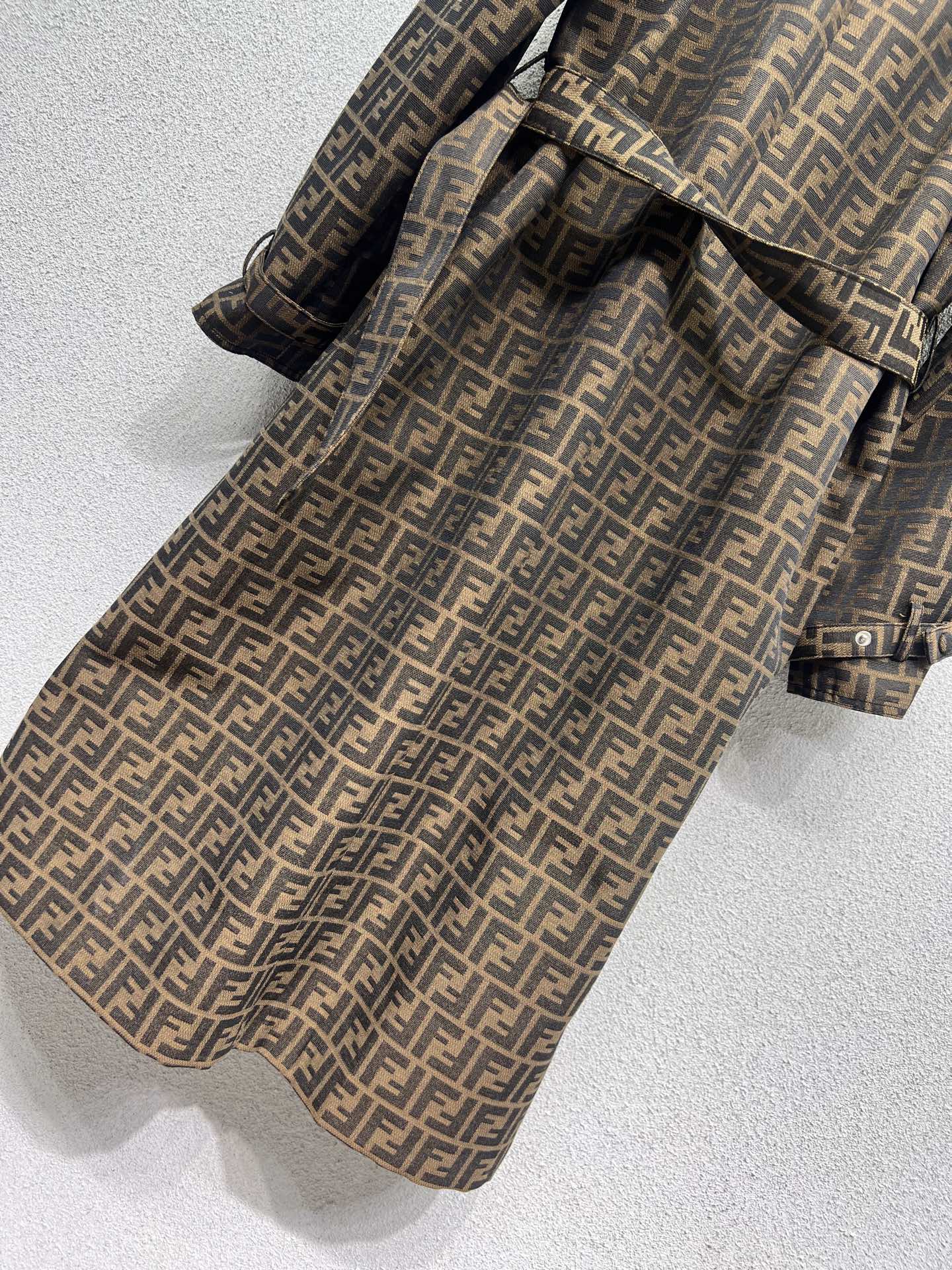 Fend 25fw jacquard trench coat