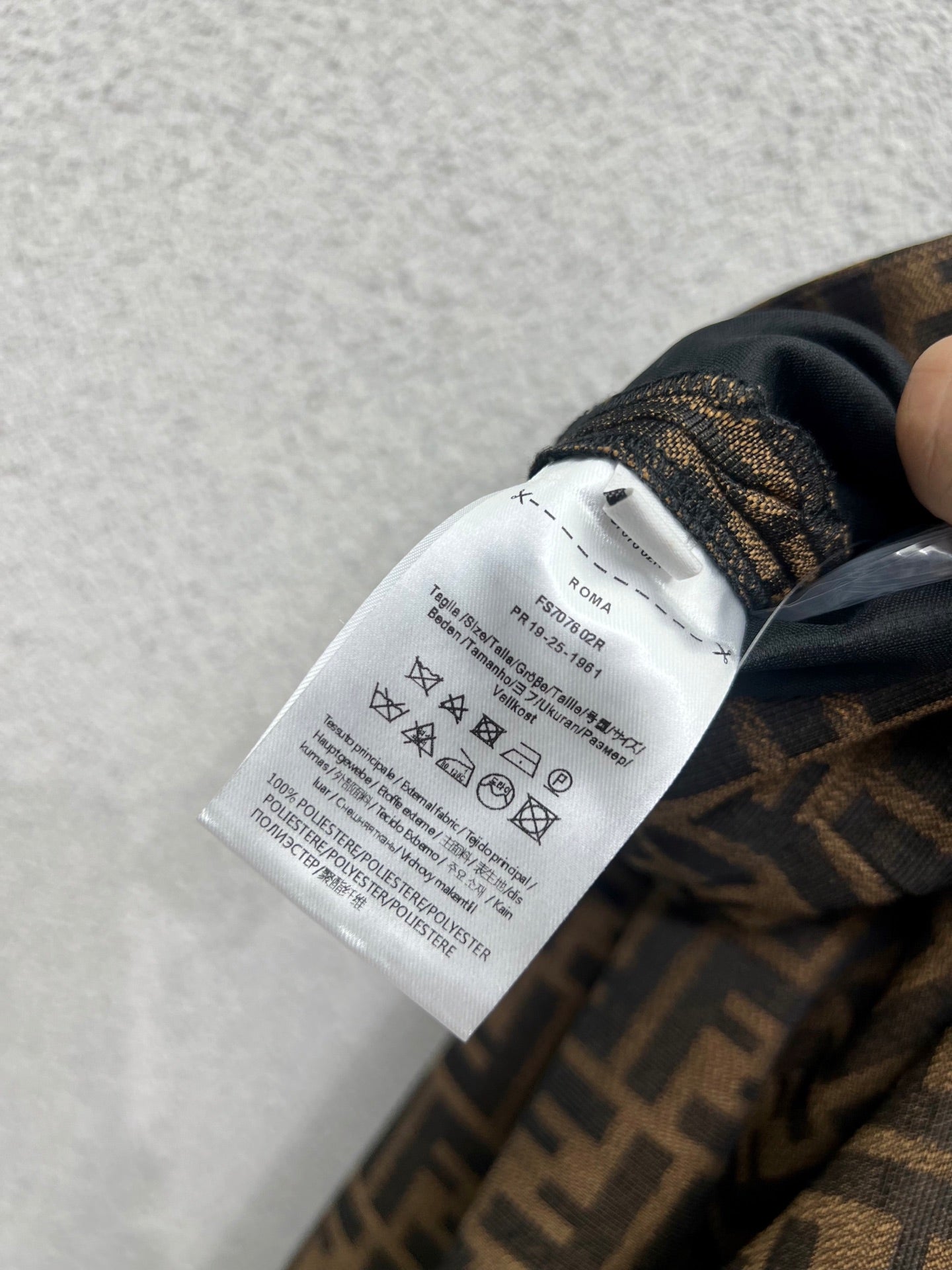 Fend 25fw jacquard pants