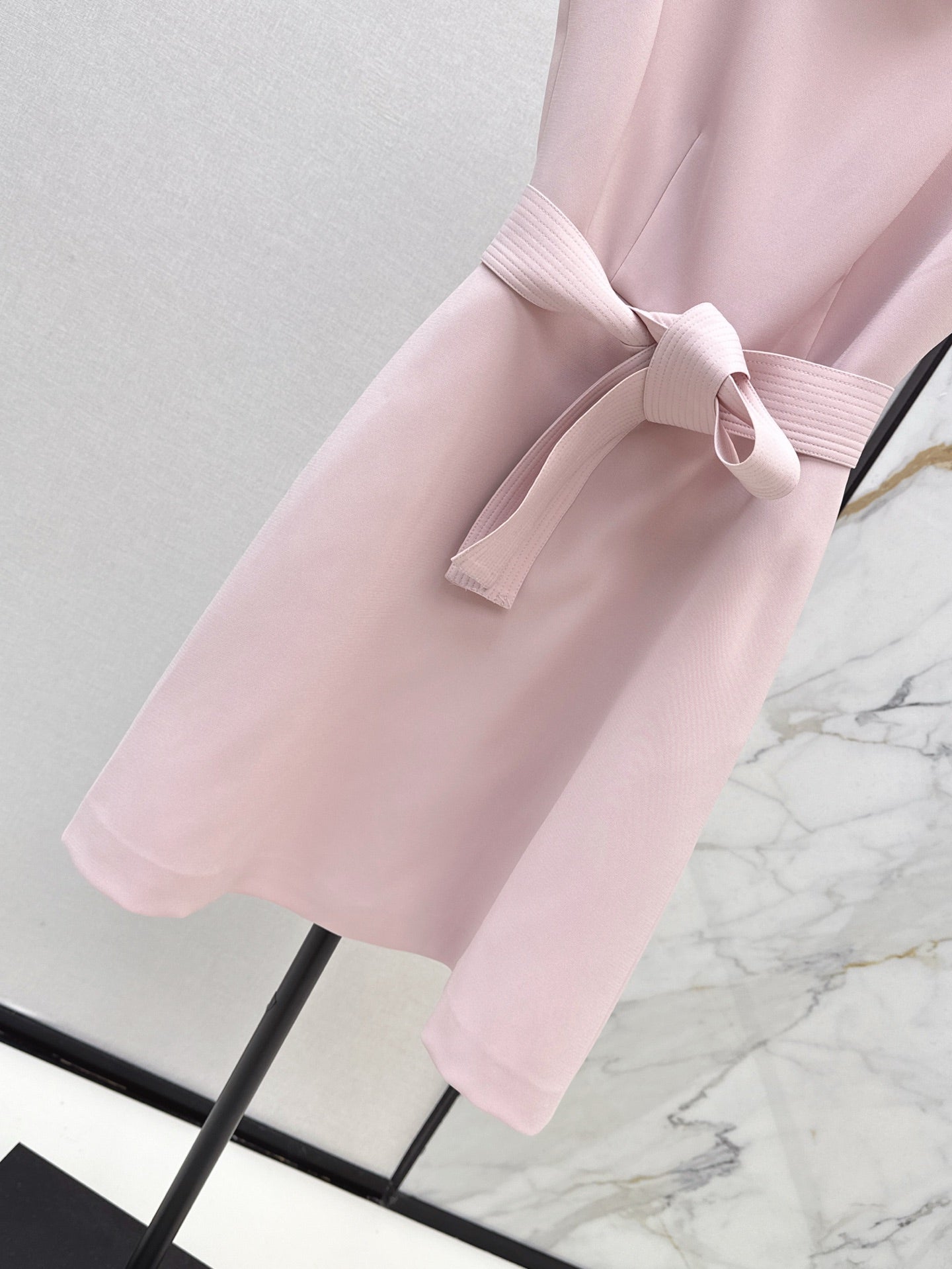 CD 25ss sleeveless dress
