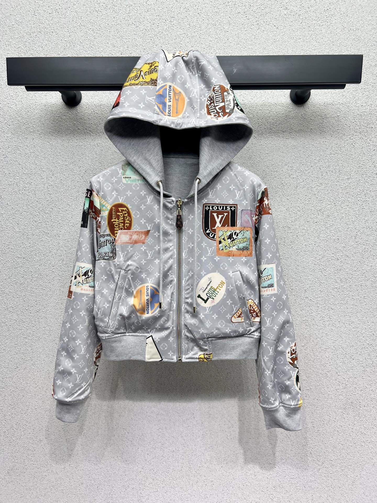 Louis 25fw reversible suit
