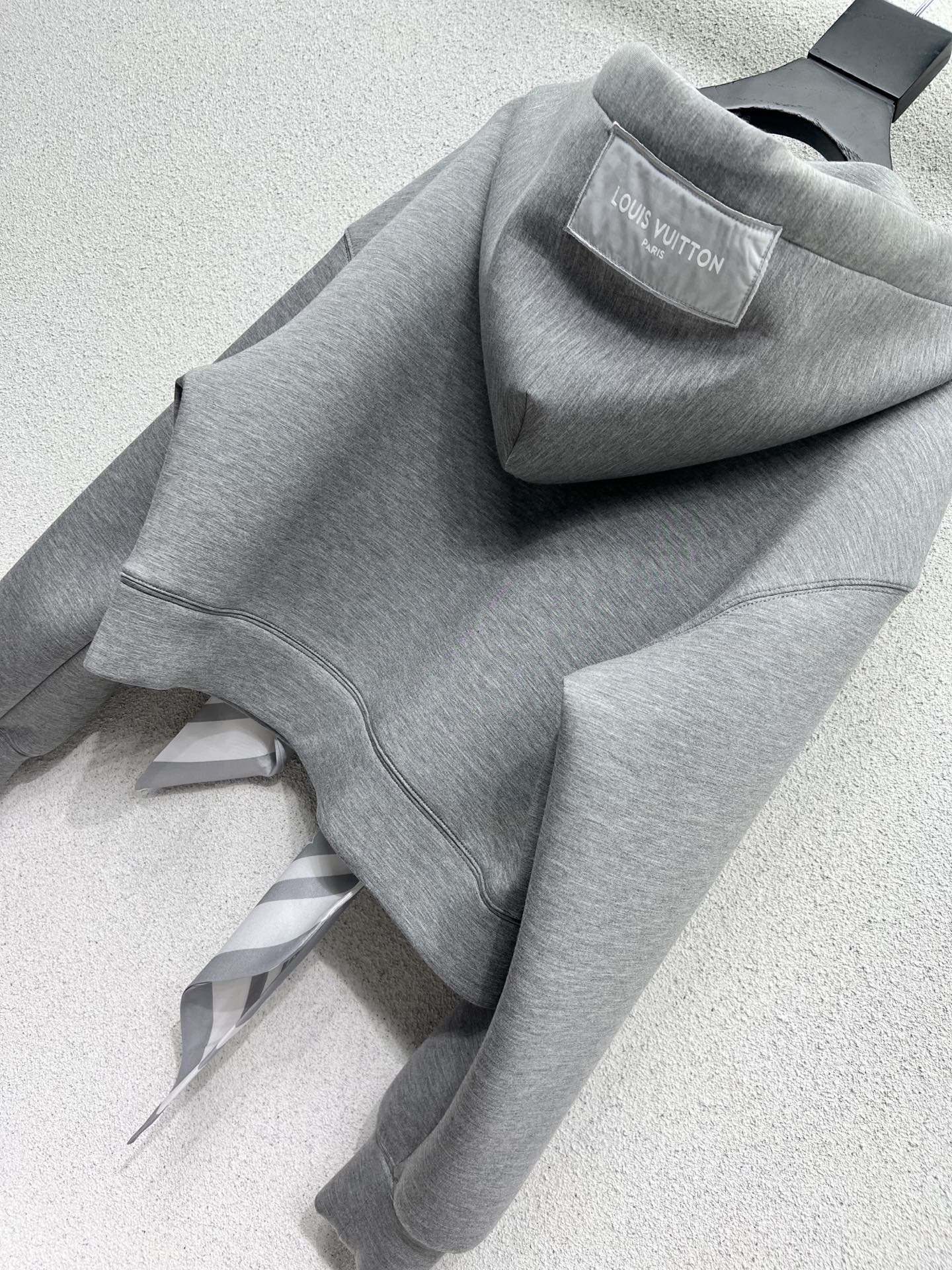 Louis 25fw scarf hoodie